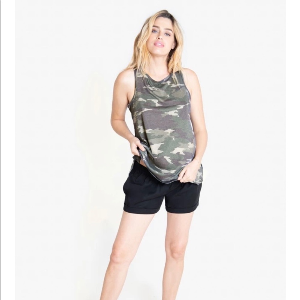 NWT Ingrid & Isabel Black Shorts Sz Sm